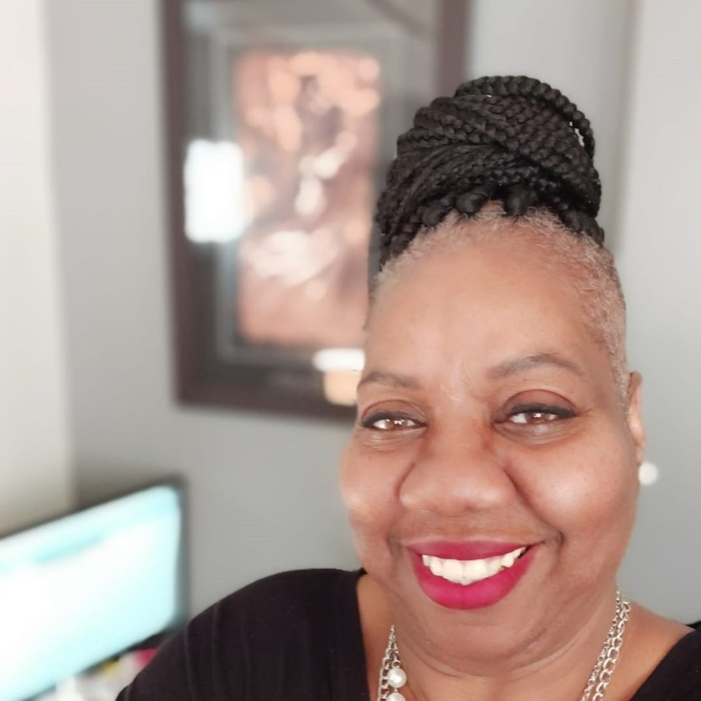 Meet your Posher, Marilyn